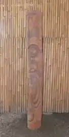 Artikelbild 3 des Artikels “Tiki-Statue mit Polynesien-Stil. Hergestellt aus Kokosnusspalme mit der Größe von 200cm und dem Durchmesser von ca. 18-28cm. Modell 3 - Zunge ausgestreckt “